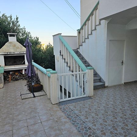 Apartments Zemunik Omiš Eksteriør billede